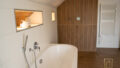 Badewanne & begehbare Dusche