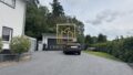 Hof zur Garage